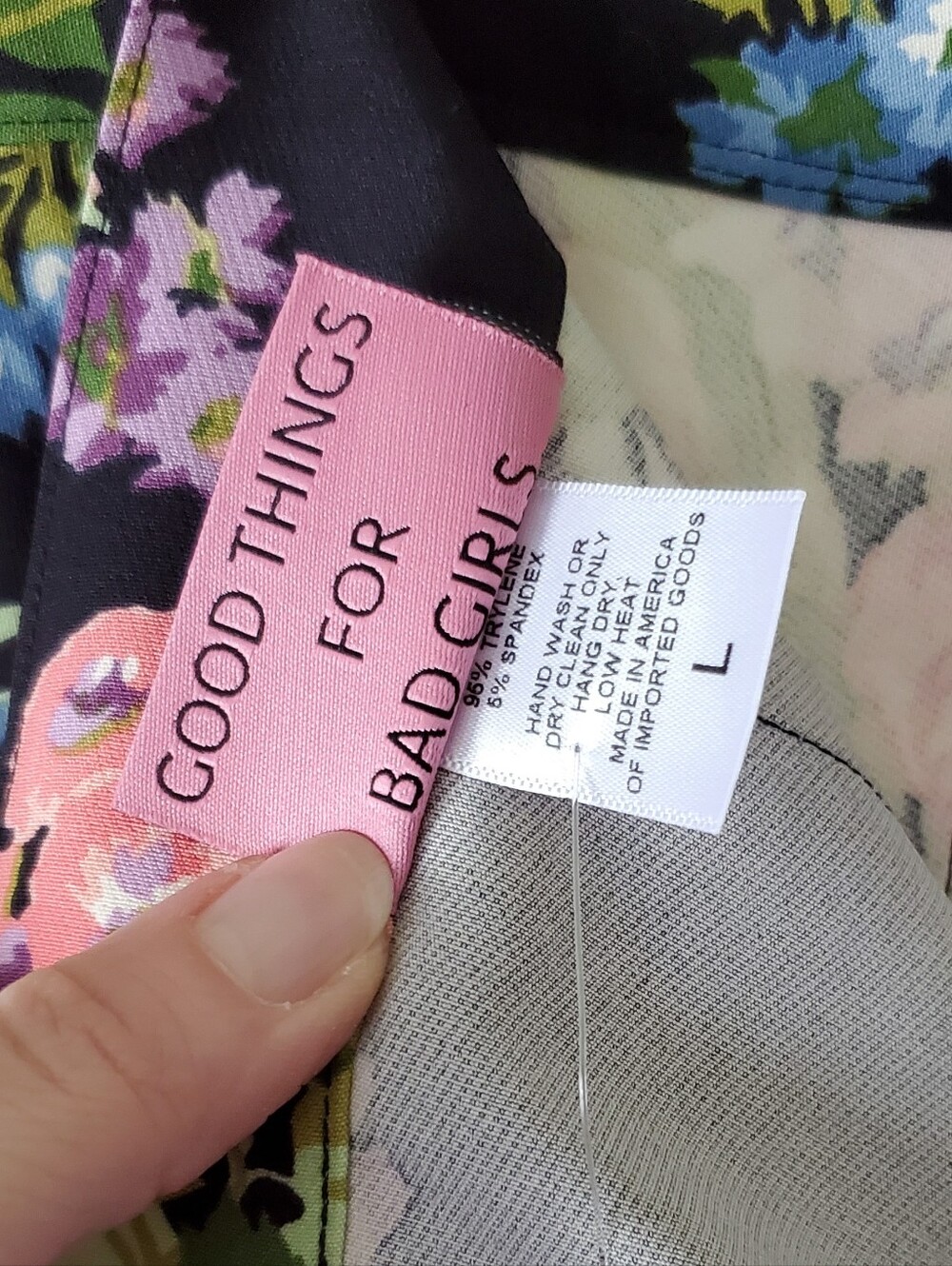 Vixen by Micheline Pitt Vacation Pants in Floral Print, Size LG NWT - Picture 7 of 7